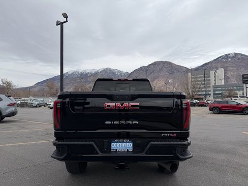 Used 2024 GMC Sierra 3500 AT4 w/ AT4 Premium Plus Package image 7