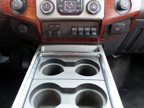 Used 2014 Ford F250 King Ranch w/ King Ranch w/Chrome Package image 37