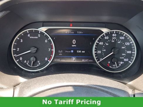 Certified 2025 Nissan Sentra SR w/ SR Premium Package FWD image 14
