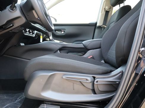 New 2027 Honda HR-V LX image 30
