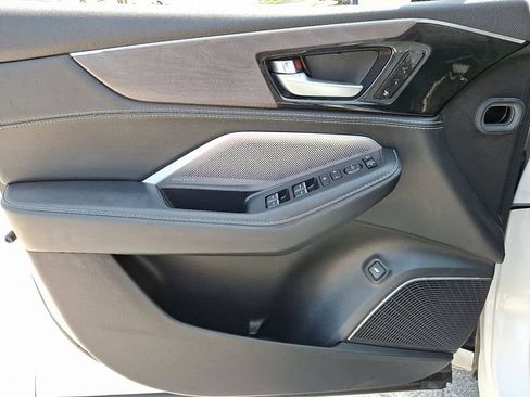 Certified 2025 Acura MDX SH-AWD w/ Advance Package image 14