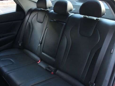 Used 2025 Hyundai Elantra SEL FWD image 19