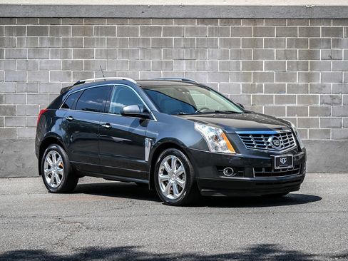 Used 2014 Cadillac SRX Performance w/ Driver Awareness Package AWD/4WD image 2