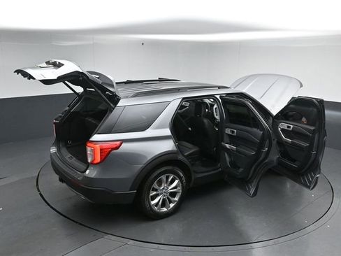 Certified 2023 Ford Explorer XLT w/ Equipment Group 202A image 61