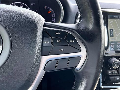 Used 2022 Jeep Grand Cherokee Limited AWD/4WD image 20