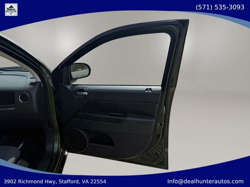 Used 2009 Jeep Compass Sport FWD image 12