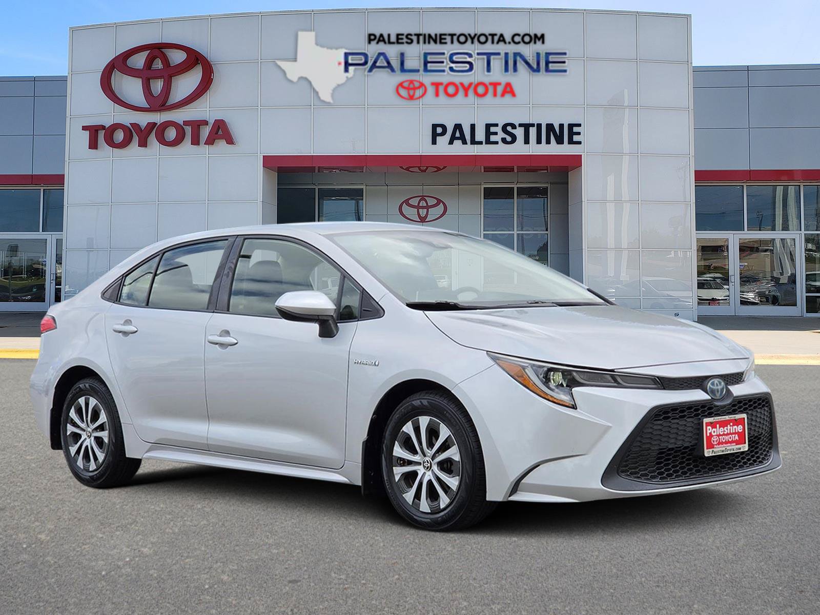 Used 2020 Toyota Corolla LE FWD image 1