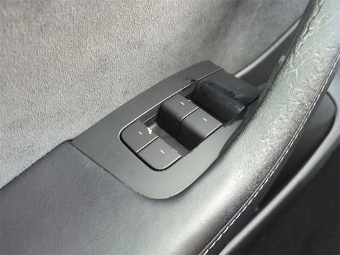 Used 2021 Tesla Model 3 Standard Range Plus image 28