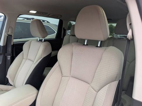 Used 2019 Subaru Ascent Premium AWD/4WD image 10