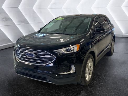 Used 2022 Ford Edge Titanium image 5