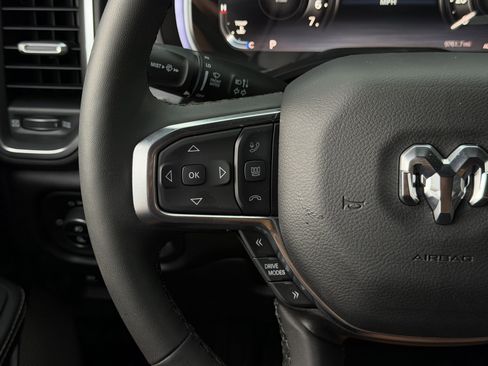 Used 2025 RAM 1500 Laramie w/ Night Edition AWD/4WD image 17