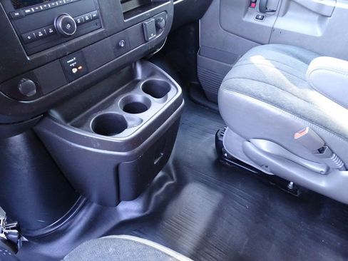 Used 2024 Chevrolet Express 2500 w/ Driver Convenience Package image 20