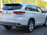 Used 2017 Toyota Highlander Limited image 5