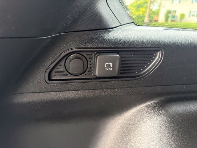 Used 2023 Jeep Grand Cherokee Altitude AWD/4WD image 43