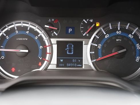 Used 2018 Toyota 4Runner TRD Off-Road AWD/4WD image 24