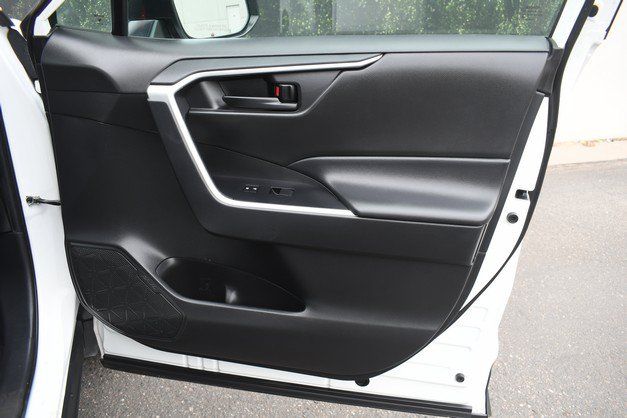 Certified 2024 Toyota RAV4 LE AWD/4WD image 23