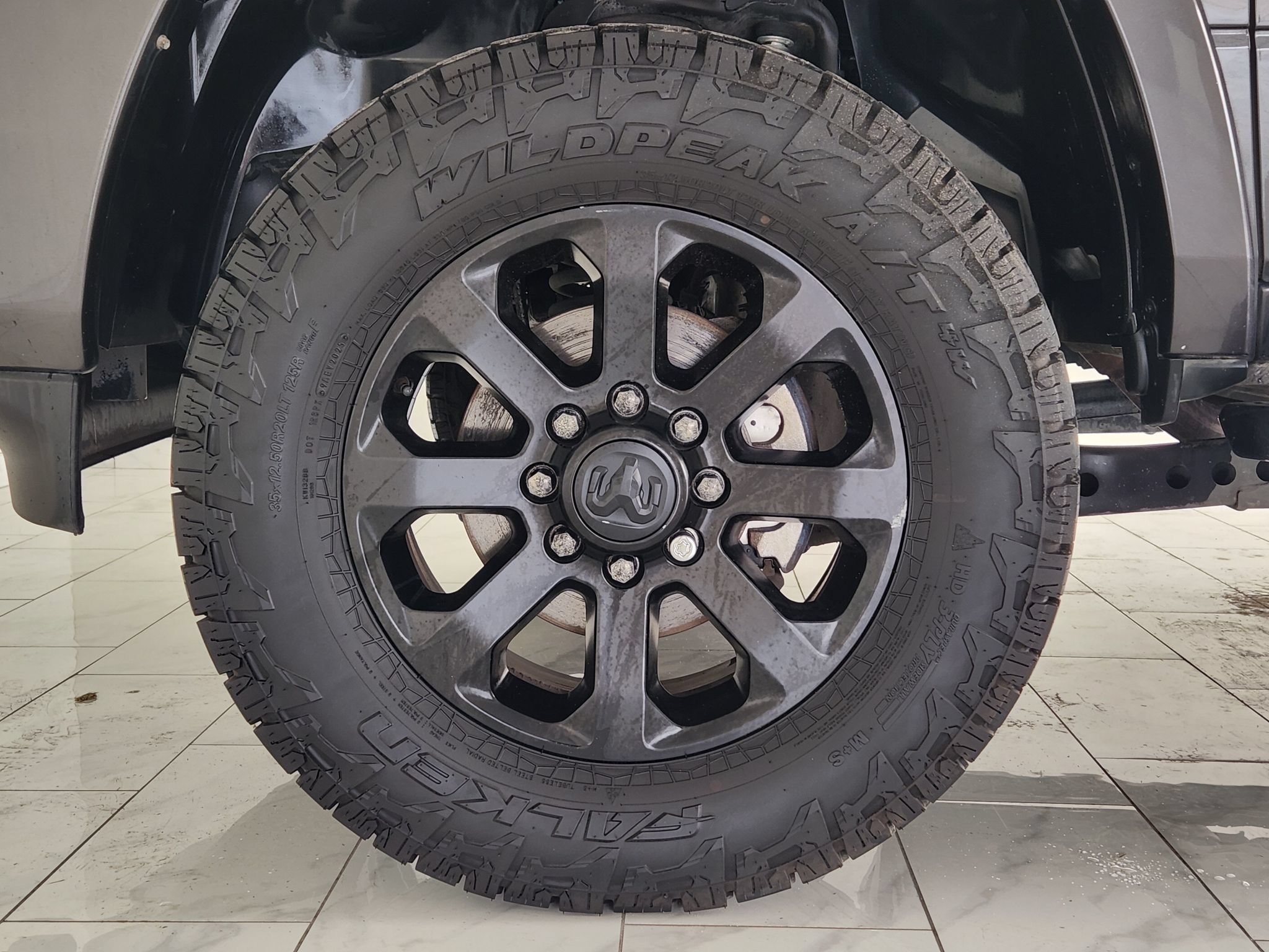 Used 2022 RAM 2500 Laramie w/ Night Edition AWD/4WD image 9