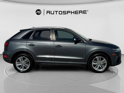Used 2017 Audi Q3 2.0T Premium image 11