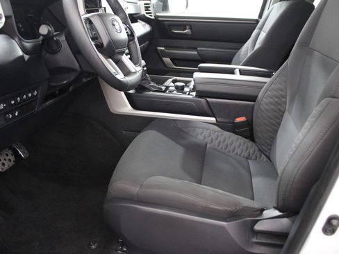 Used 2024 Toyota Tundra SR5 image 6