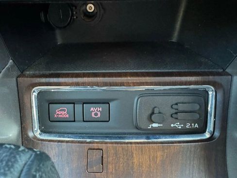 Used 2019 Subaru Ascent Touring image 22