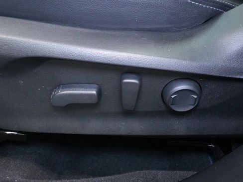 Used 2023 Subaru Forester Limited w/ Popular Package #3 image 17