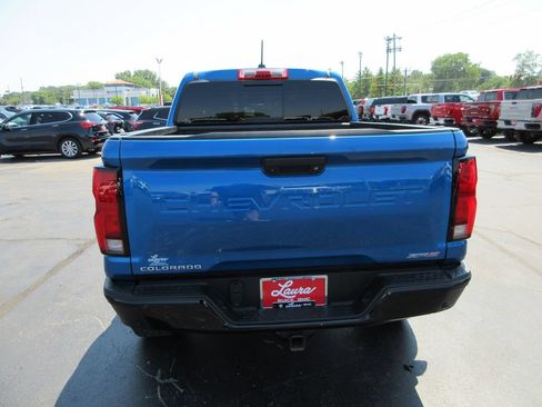 Used 2023 Chevrolet Colorado ZR2 w/ ZR2 Convenience Package III AWD/4WD image 7