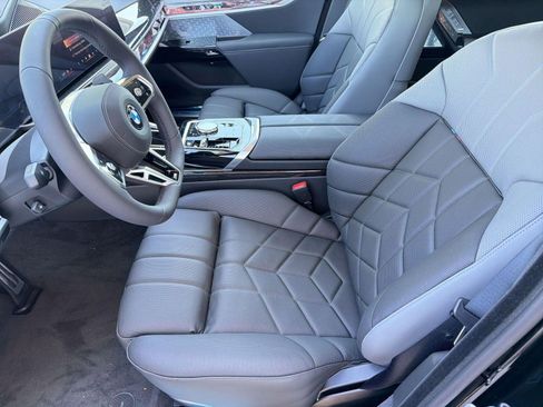 New 2026 BMW 760i xDrive w/ Executive Package AWD/4WD image 5