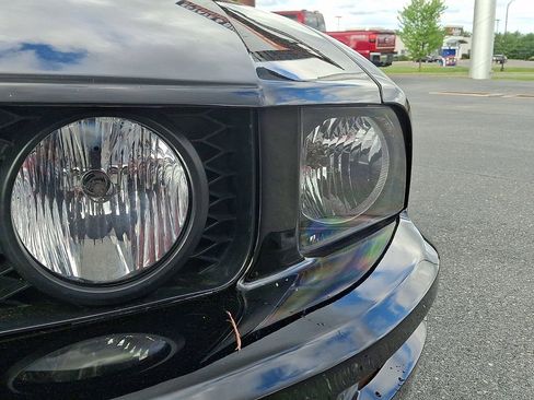 Used 2007 Ford Mustang GT Premium RWD image 9