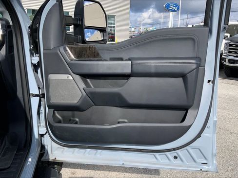 Used 2024 Ford F250 Lariat w/ Lariat Ultimate Package image 22