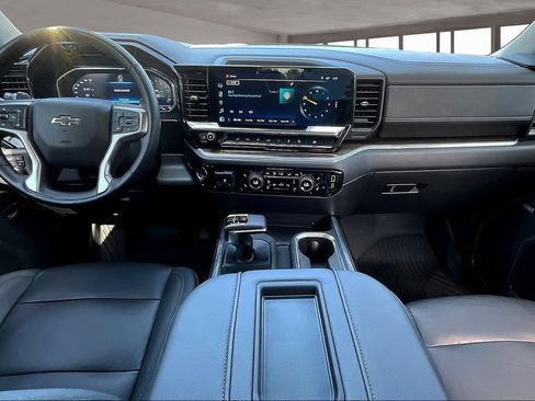 Used 2022 Chevrolet Silverado 1500 RST image 7