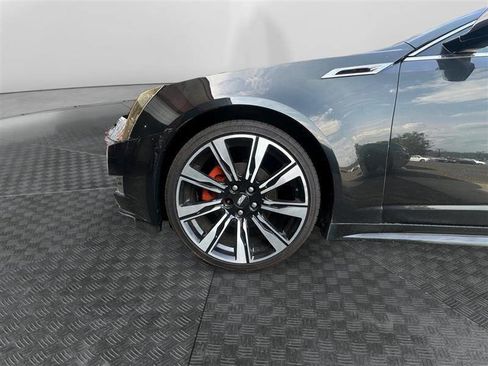 Used 2011 Cadillac CTS Premium image 9