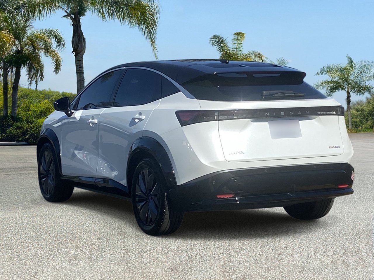 Certified 2023 Nissan Ariya FWD image 3
