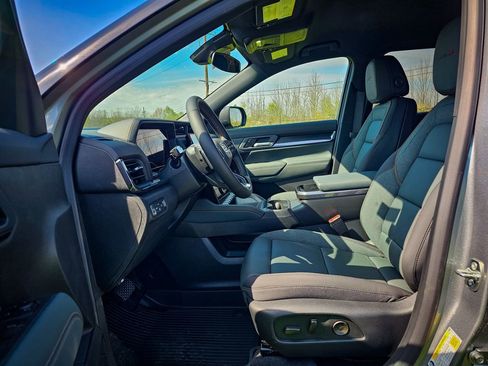New 2026 GMC Terrain AT4 AWD/4WD image 13