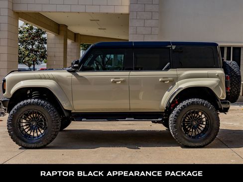 Used 2025 Ford Bronco Raptor image 6