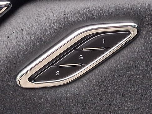 Used 2021 Maserati Quattroporte Trofeo image 27