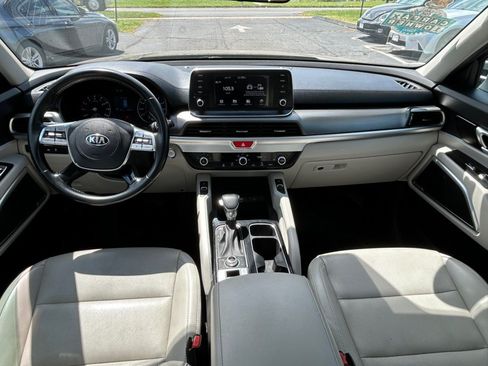 Used 2020 Kia Telluride S w/ S 8 Passenger Seating Package AWD/4WD image 24