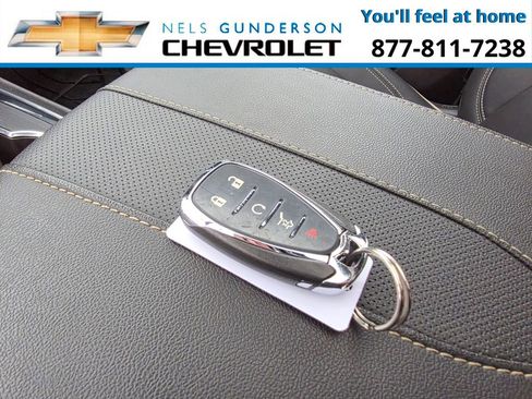 Used 2023 Chevrolet Traverse Premier w/ Redline Edition image 38
