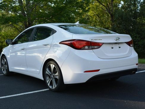 Used 2015 Hyundai Elantra Sport FWD image 7