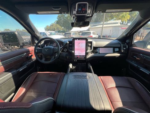 Used 2025 RAM 2500 Limited image 26