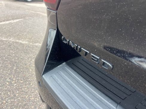 Certified 2022 Ford Expedition Limited image 28