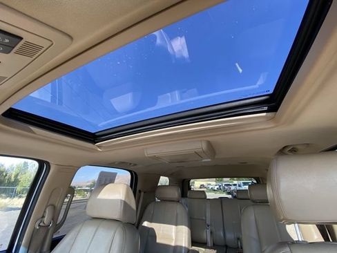 Used 2007 Chevrolet Tahoe LT w/ LT Preferred Equipment Group AWD/4WD image 21