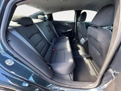 Used 2021 Chevrolet Malibu LS FWD image 24