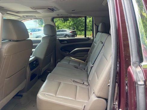 Used 2017 Chevrolet Suburban LT AWD/4WD image 9