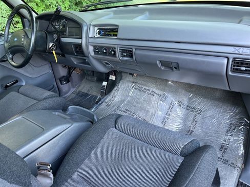 Used 1993 Ford F150 Lightning image 32