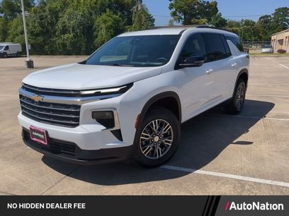 Used 2024 Chevrolet Traverse LT