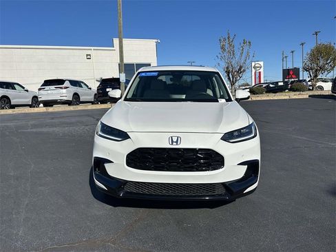 Certified 2024 Honda HR-V EX-L image 2