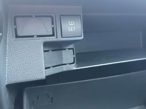 Used 2017 Volkswagen Jetta S image 23