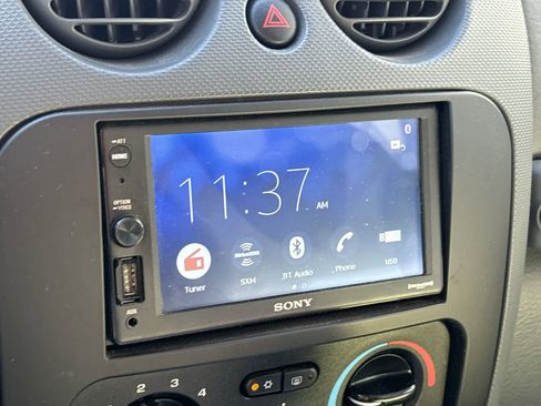 Used 2005 Jeep Liberty Limited w/ Trailer Tow Group image 13