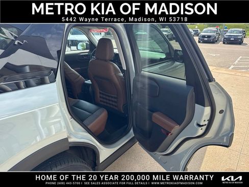 Used 2022 Ford Bronco Sport Outer Banks w/ Tech Package AWD/4WD image 35