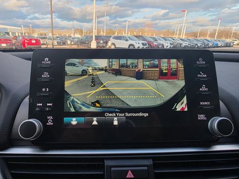 Used 2020 Honda Accord Sport image 12